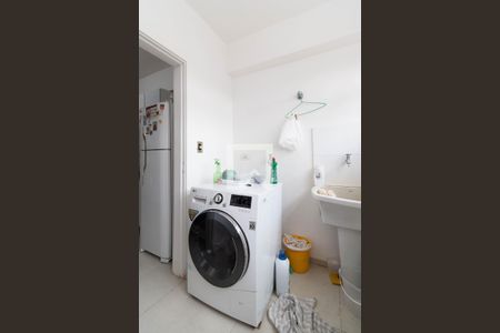 Apartamento à venda com 71m², 2 quartos e 1 vagaÁrea de Serviço