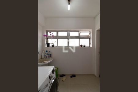 Apartamento à venda com 71m², 2 quartos e 1 vagaÁrea de Serviço