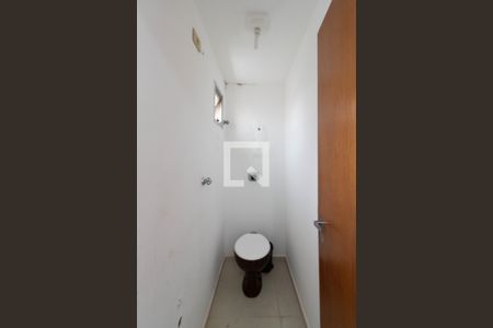 Apartamento à venda com 71m², 2 quartos e 1 vagaBanheiro de Serviço
