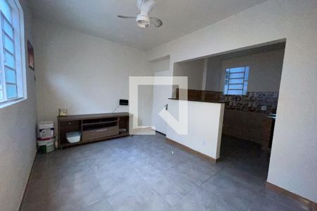 Sala de apartamento para alugar com 2 quartos, 70m² em Vila Sarapuí, Duque de Caxias
