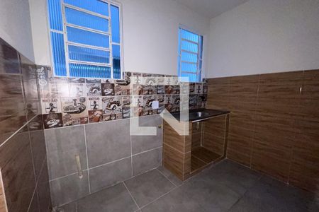 Cozinha de apartamento para alugar com 2 quartos, 70m² em Vila Sarapuí, Duque de Caxias