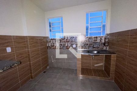 Cozinha de apartamento para alugar com 2 quartos, 70m² em Vila Sarapuí, Duque de Caxias