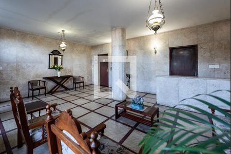 Apartamento para alugar com 130m², 3 quartos e sem vagaHall de enntrad