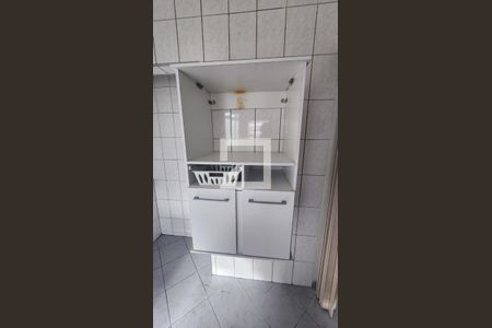 Apartamento para alugar com 75m², 2 quartos e 1 vaga Apartamento para alugar com 75m², 2 quartos e 1 vagaCozinha - Armários