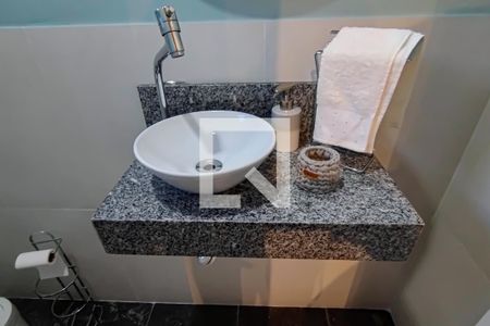 Lavabo de casa à venda com 3 quartos, 109m² em Taquara, Rio de Janeiro