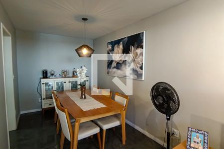 Sala de casa à venda com 3 quartos, 109m² em Taquara, Rio de Janeiro