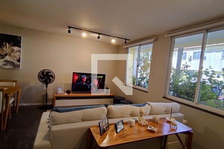 Sala de casa à venda com 3 quartos, 109m² em Taquara, Rio de Janeiro