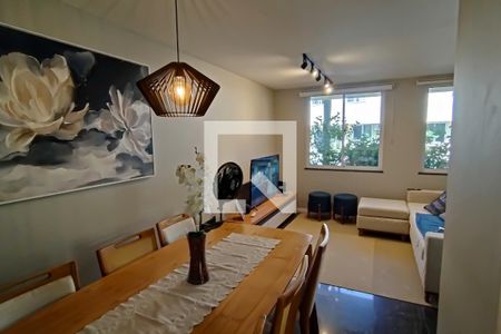 Sala de casa à venda com 3 quartos, 109m² em Taquara, Rio de Janeiro