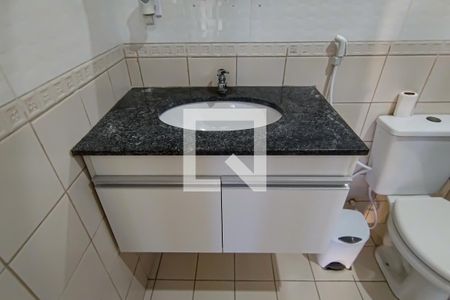 Casa à venda com 109m², 3 quartos e 2 vagasBanheiro 3