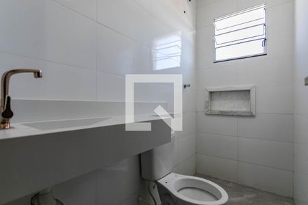 Casa de condomínio para alugar com 80m², 2 quartos e 1 vagaBanheiro - Quarto 2 - Suíte