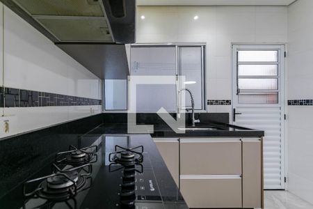 Casa de condomínio para alugar com 80m², 2 quartos e 1 vagaCozinha