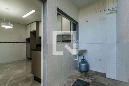 Casa de condomínio para alugar com 80m², 2 quartos e 1 vagaÁrea de Serviço