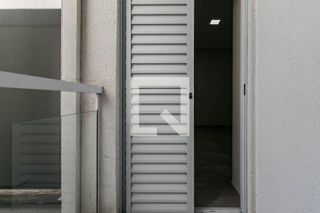 Casa de condomínio para alugar com 80m², 2 quartos e 1 vagaSacada - Quarto 1 - Suíte