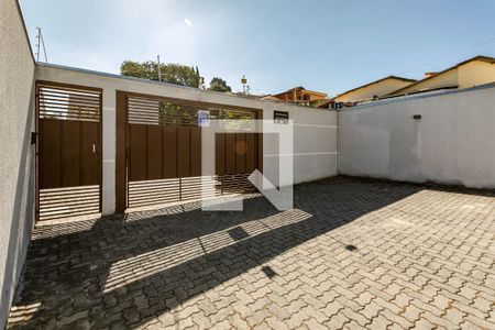 Casa de condomínio para alugar com 80m², 2 quartos e 1 vagaFachada