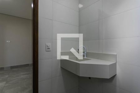 Casa de condomínio para alugar com 80m², 2 quartos e 1 vagaBanheiro - Quarto 1 - Suíte