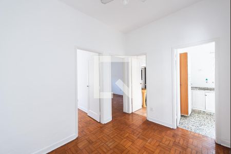 Sala de apartamento para alugar com 2 quartos, 65m² em Embaré, Santos