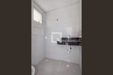 Apartamento à venda com 41m², 2 quartos e sem vaga Apartamento à venda com 41m², 2 quartos e sem vagaBanheiro