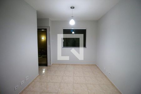 Sala de casa de condomínio para alugar com 2 quartos, 60m² em Parada Xv de Novembro, São Paulo