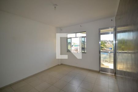 Sala de apartamento para alugar com 3 quartos, 85m² em Olinda, Nilópolis