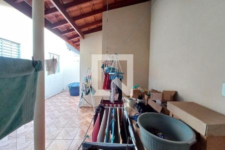 Casa à venda com 88m², 3 quartos e 1 vagaÁrea Comum
