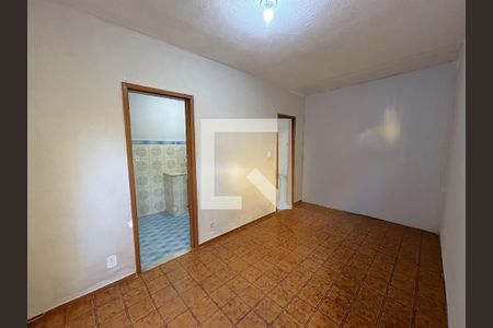Sala -Quarto de kitnet/studio para alugar com 1 quarto, 24m² em Irajá, Rio de Janeiro