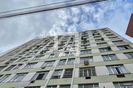 Fachada de apartamento para alugar com 1 quarto, 41m² em Centro, Rio de Janeiro