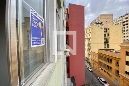 Plaquinha instalada de apartamento para alugar com 1 quarto, 41m² em Centro, Rio de Janeiro