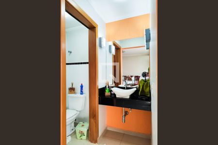 Casa à venda com 180m², 3 quartos e 2 vagasLavabo