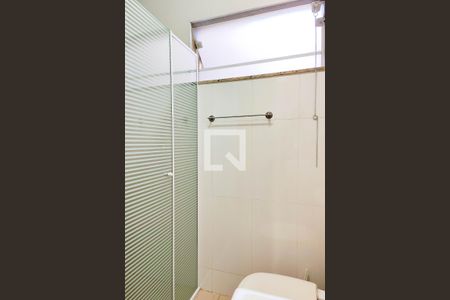 Casa à venda com 180m², 3 quartos e 2 vagasBanheiro da Suite 2