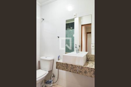 Casa à venda com 180m², 3 quartos e 2 vagasBanheiro da Suite 2