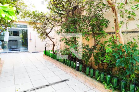 Casa à venda com 180m², 3 quartos e 2 vagasQuintal