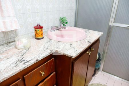 Casa à venda com 260m², 3 quartos e sem vagaBanheiro