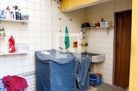 Casa à venda com 260m², 3 quartos e sem vagaLavanderia