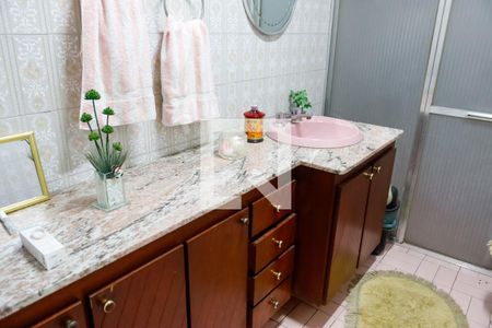 Casa à venda com 260m², 3 quartos e sem vagaBanheiro