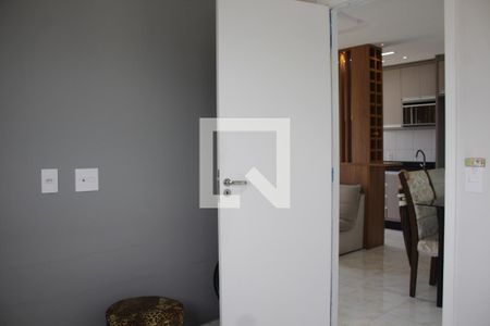 Quarto 1 de apartamento para alugar com 2 quartos, 45m² em Vila Invernada, São Paulo