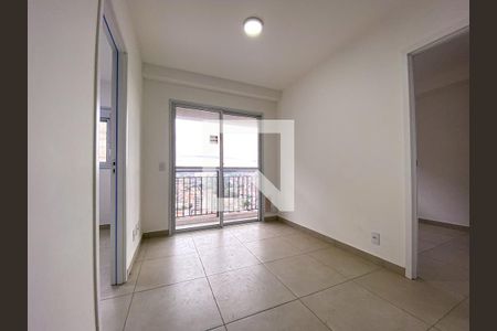 Sala de apartamento para alugar com 2 quartos, 39m² em Vila Sonia, São Paulo