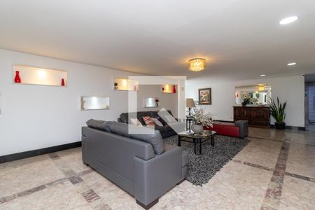 Apartamento à venda com 150m², 3 quartos e 1 vaga Apartamento à venda com 150m², 3 quartos e 1 vagaHall Social