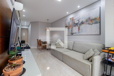 Sala de apartamento à venda com 2 quartos, 70m² em Vila Bertioga, São Paulo