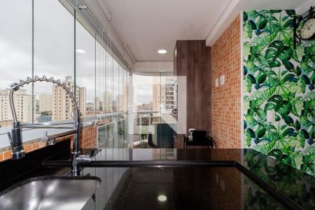 Apartamento à venda com 70m², 2 quartos e 2 vagasCozinha/Varanda