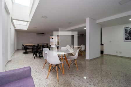 Apartamento à venda com 70m², 2 quartos e 2 vagasSalão de Festas