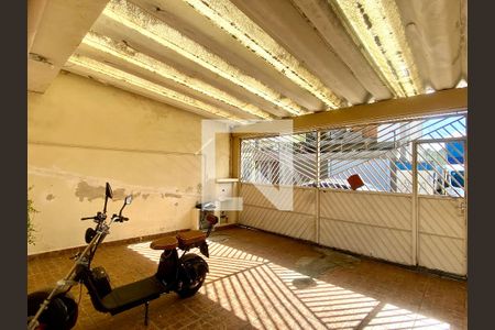 Casa à venda com 345m², 3 quartos e 4 vagasGaragem