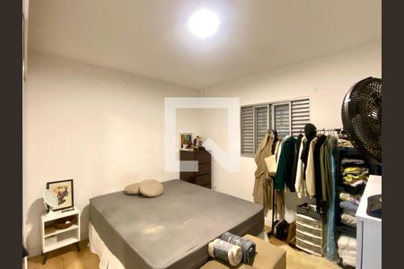 Casa à venda com 345m², 3 quartos e 4 vagasQuarto 2