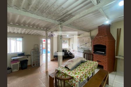 Casa à venda com 345m², 3 quartos e 4 vagasChurrasqueira 