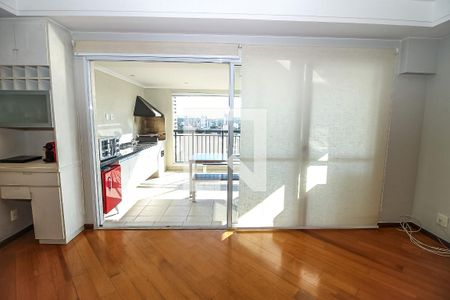 Sala de apartamento para alugar com 2 quartos, 94m² em Vila Romana, São Paulo