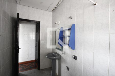 Casa à venda com 232m², 6 quartos e 1 vagaBanheiro Casa 1