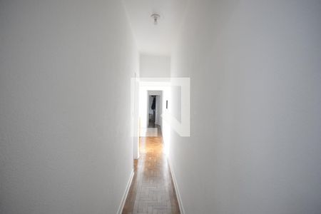 Casa à venda com 232m², 6 quartos e 1 vagaCorredor Casa 2