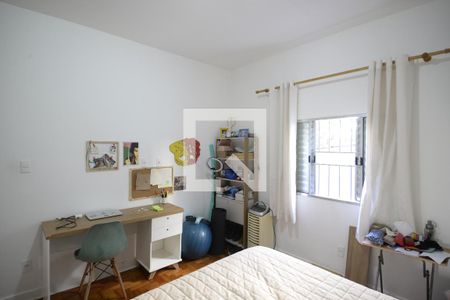 Casa à venda com 232m², 6 quartos e 1 vagaQuarto Casa 2