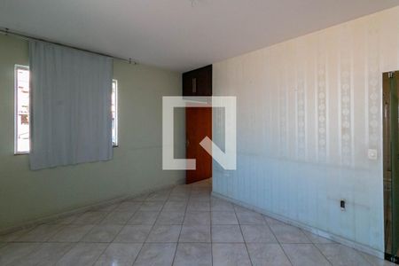 Casa à venda com 350m², 4 quartos e 3 vagas Casa à venda com 350m², 4 quartos e 3 vagasSuíte