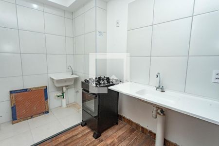 Apartamento à venda com 40m², 2 quartos e sem vaga Apartamento à venda com 40m², 2 quartos e sem vagaCozinha e Área de Serviço