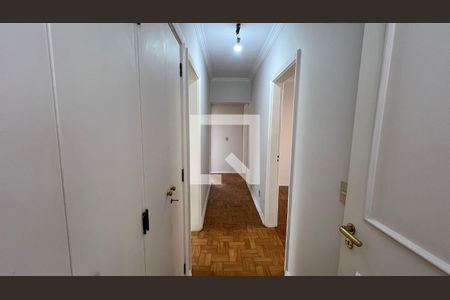 Corredor  de apartamento para alugar com 3 quartos, 134m² em Jardim Paulista, São Paulo